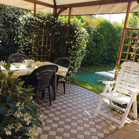 Вилла Melody House - Dependance Castel del Bosco  Экстерьер фото