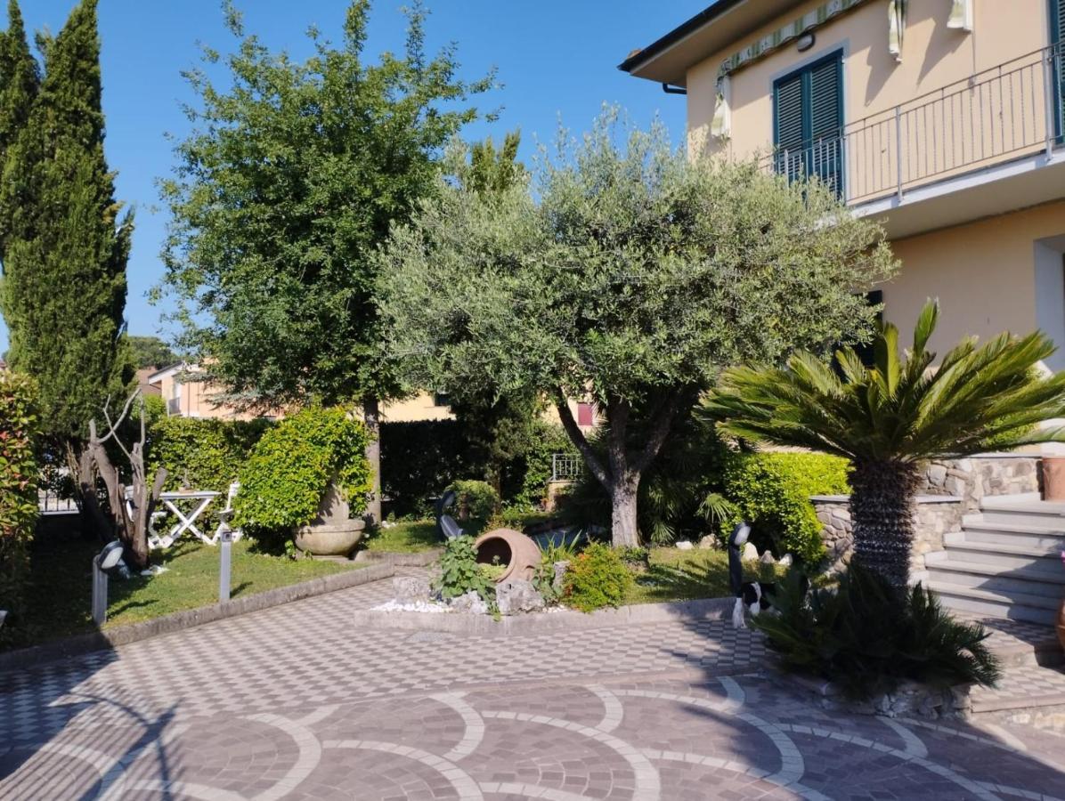 Вилла Melody House - Dependance Castel del Bosco  Экстерьер фото